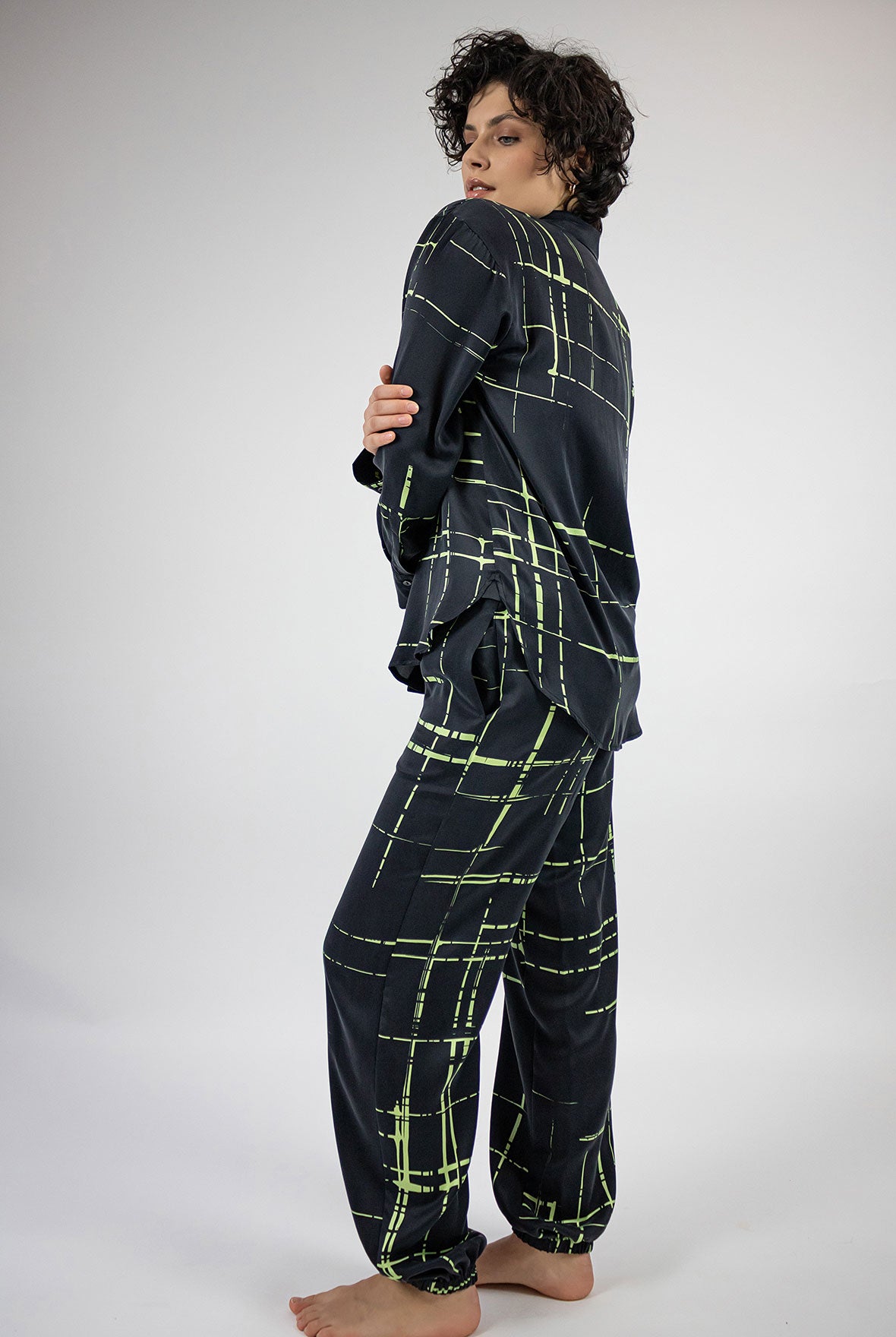 Silk Dreamscape Pants Black Check