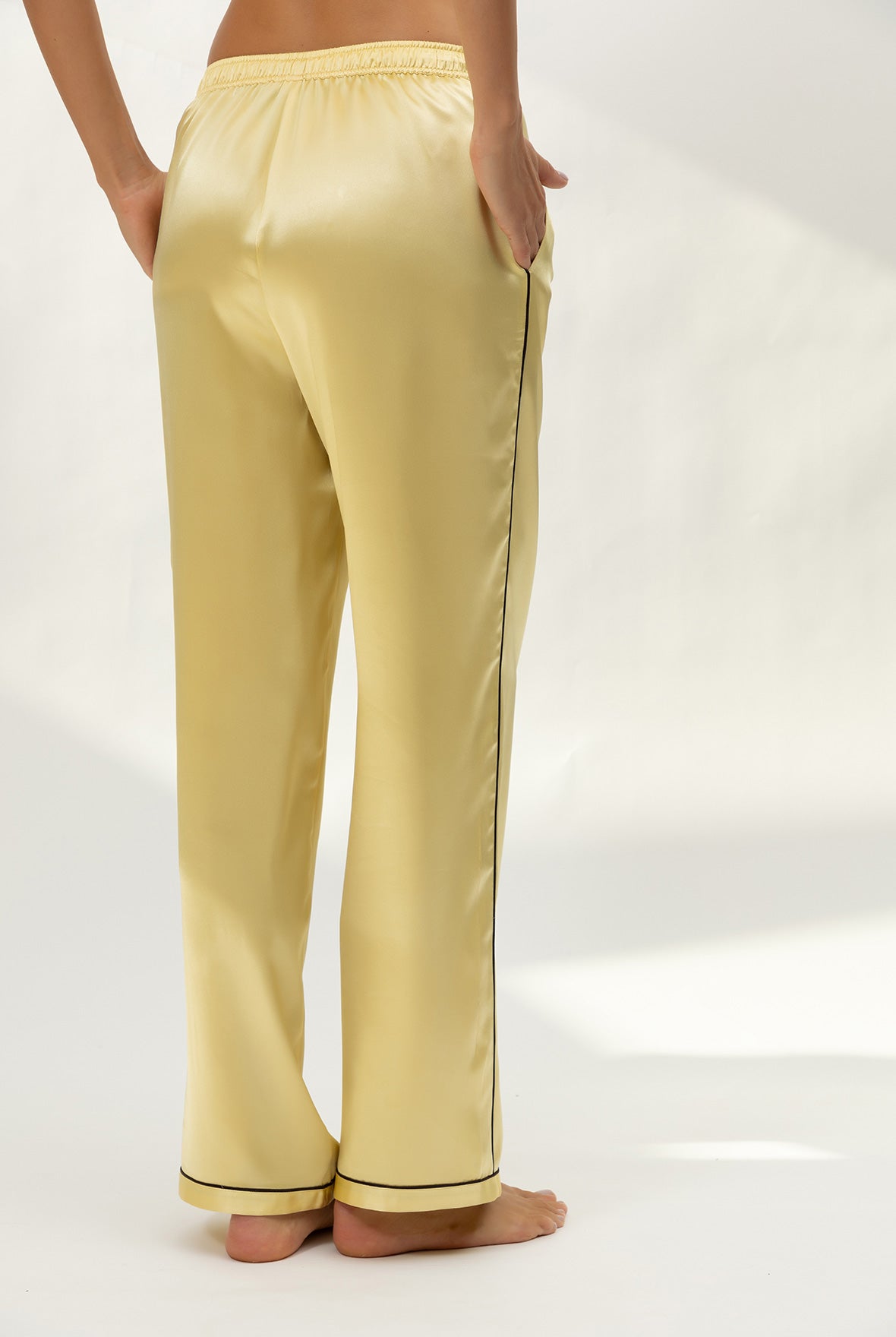 The Lady Silk Pants Panna Cotta