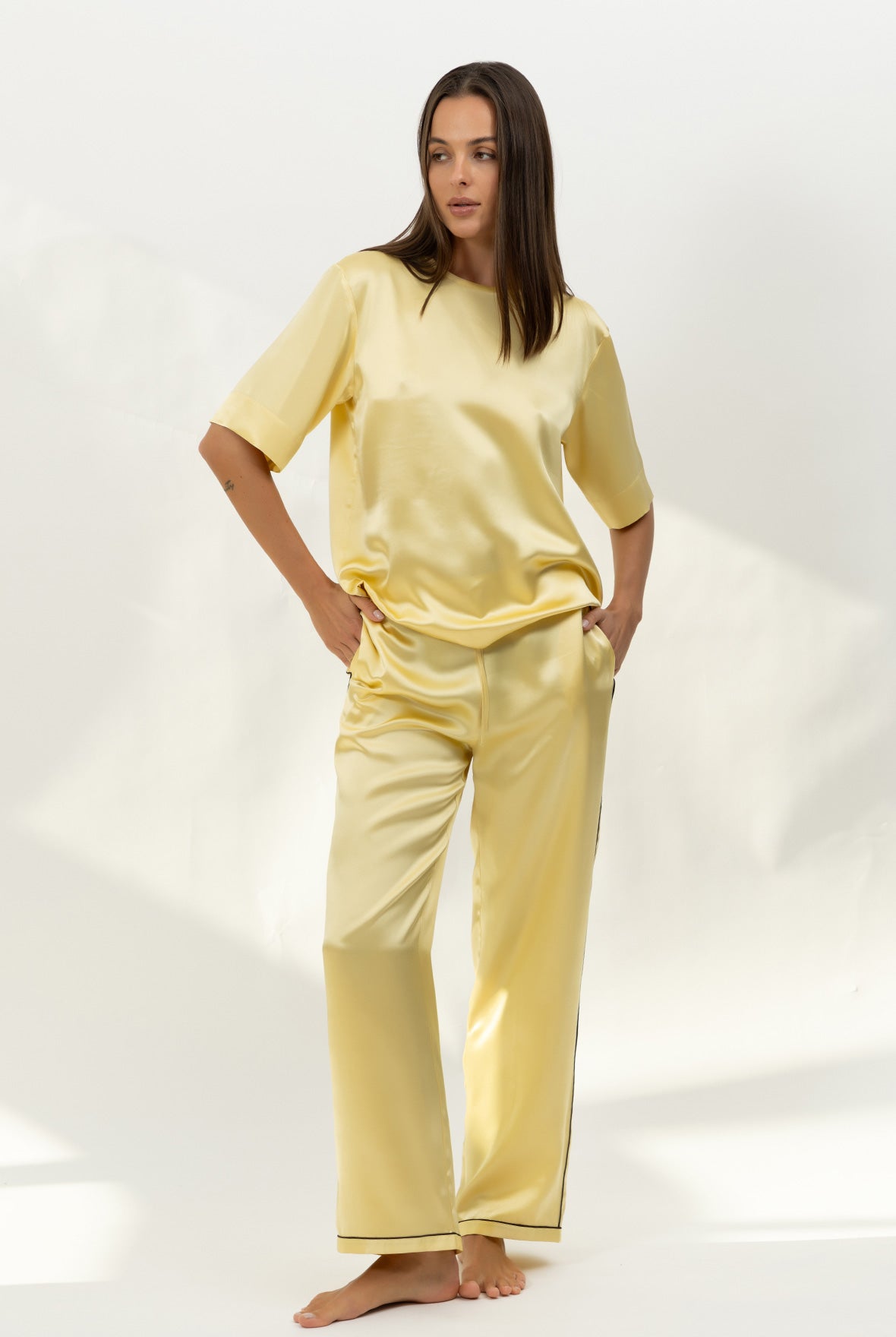 The Lady Silk T-Shirt Panna Cotta