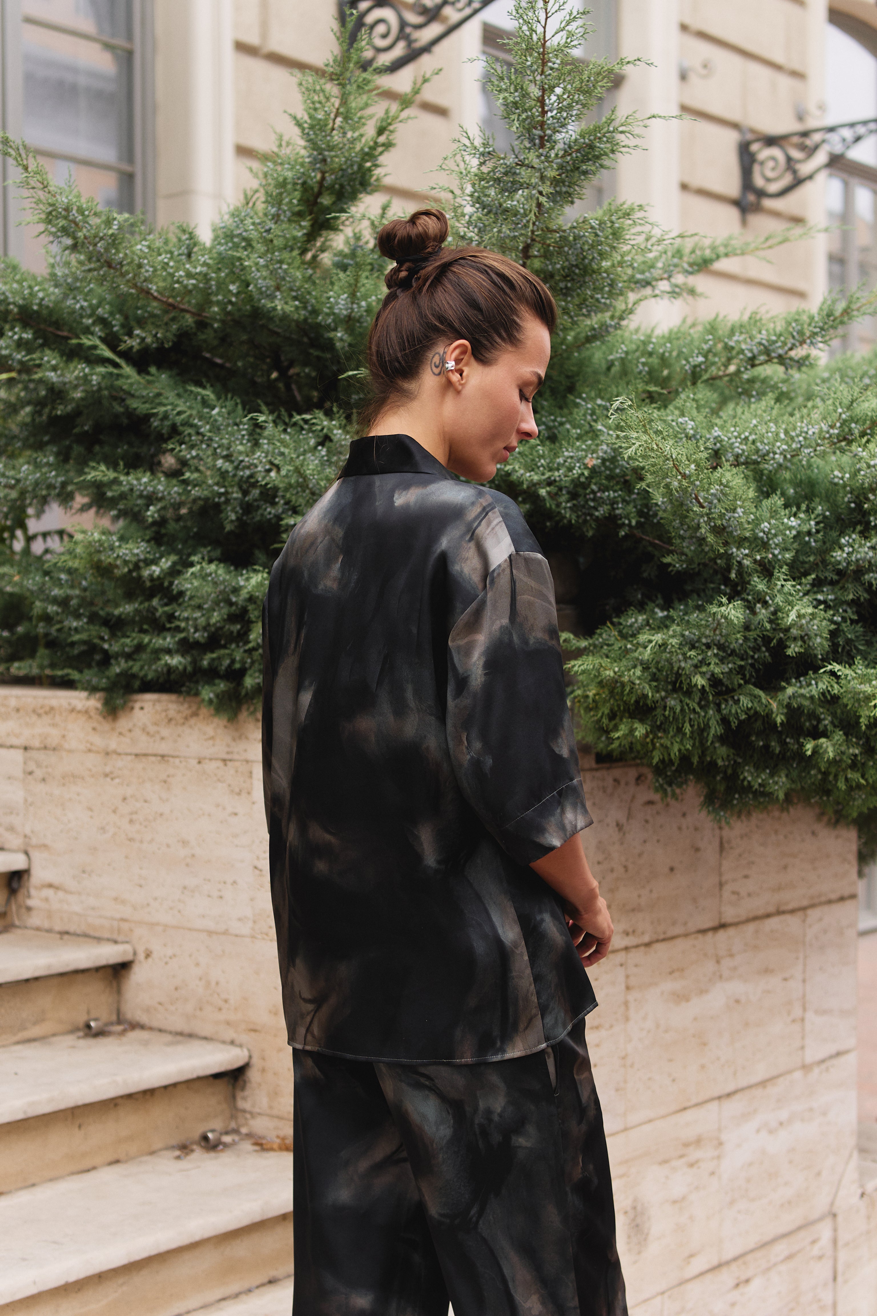 Black Silk Shirt Mirage