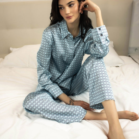 Nokaya washable silk pajamas in blue hue