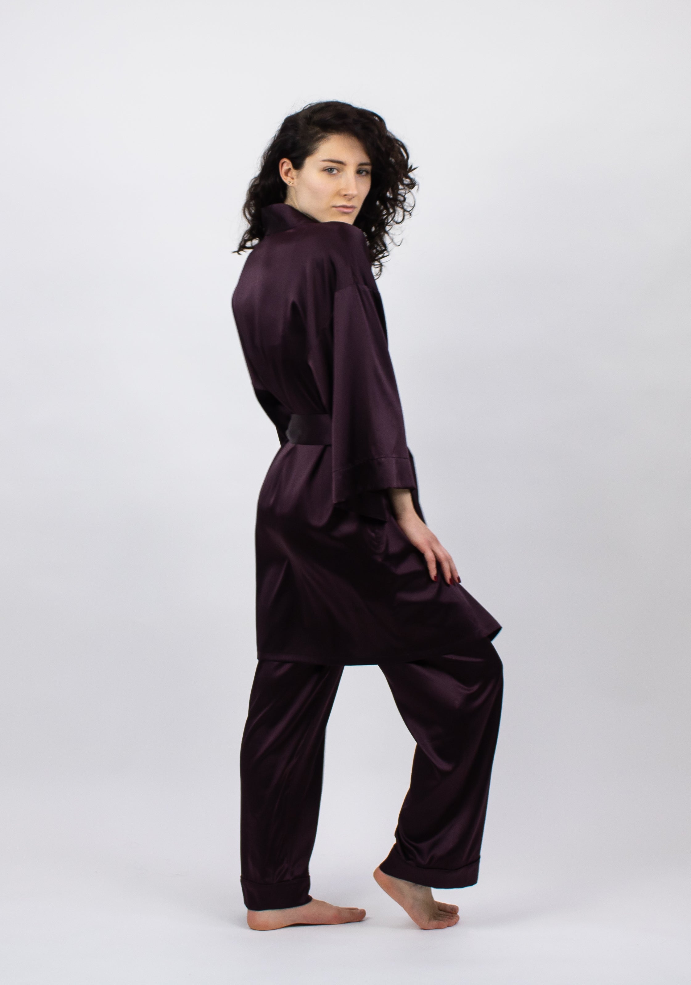 The Lady Silk Short Kimono Robe
