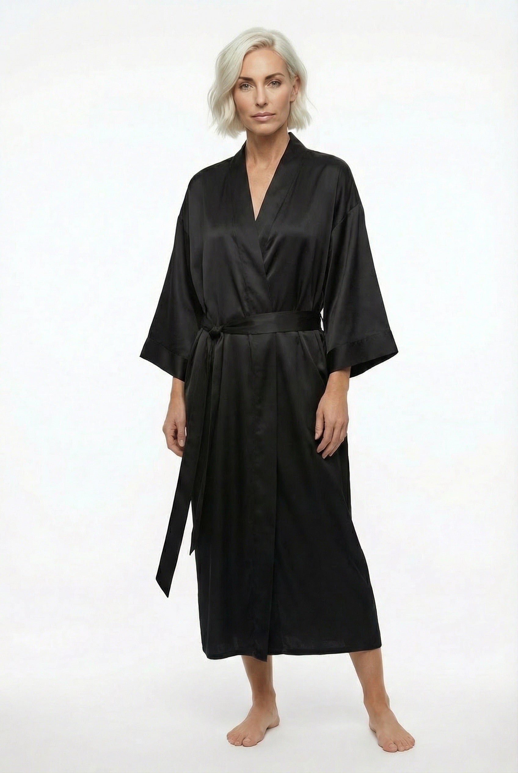 The Lady Silk Long Kimono Robe Crystal Black