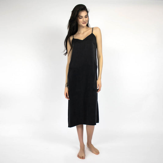 Long Silk Slip Dress Nokaya in black from Dreamscape capsule. Sexy cami dress 125 cm length with V-neck, 19 momme High Quality Mulberry silk.