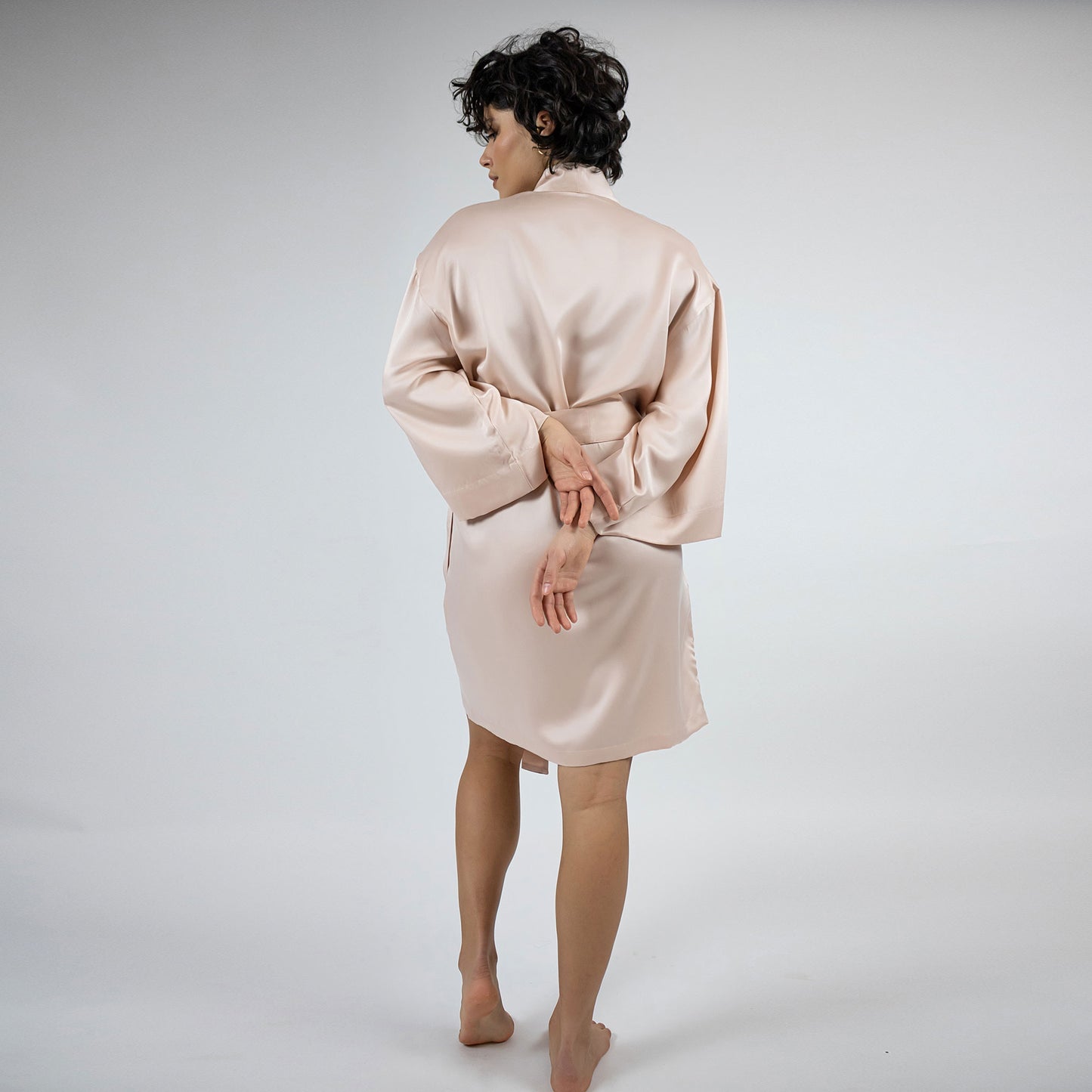 Nokaya Kimono Robe  crafted from washable silk  in pink color