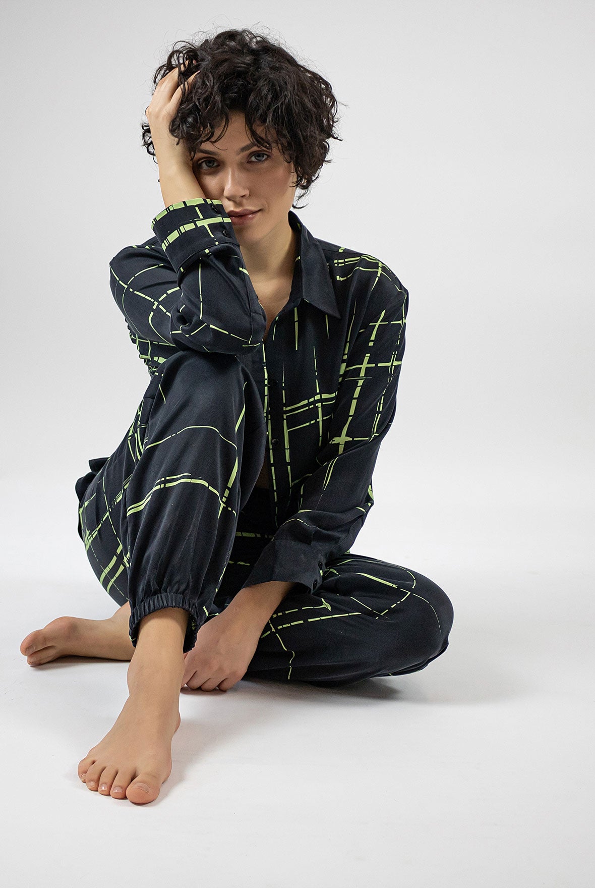 Silk Dreamscape Pants Black Check