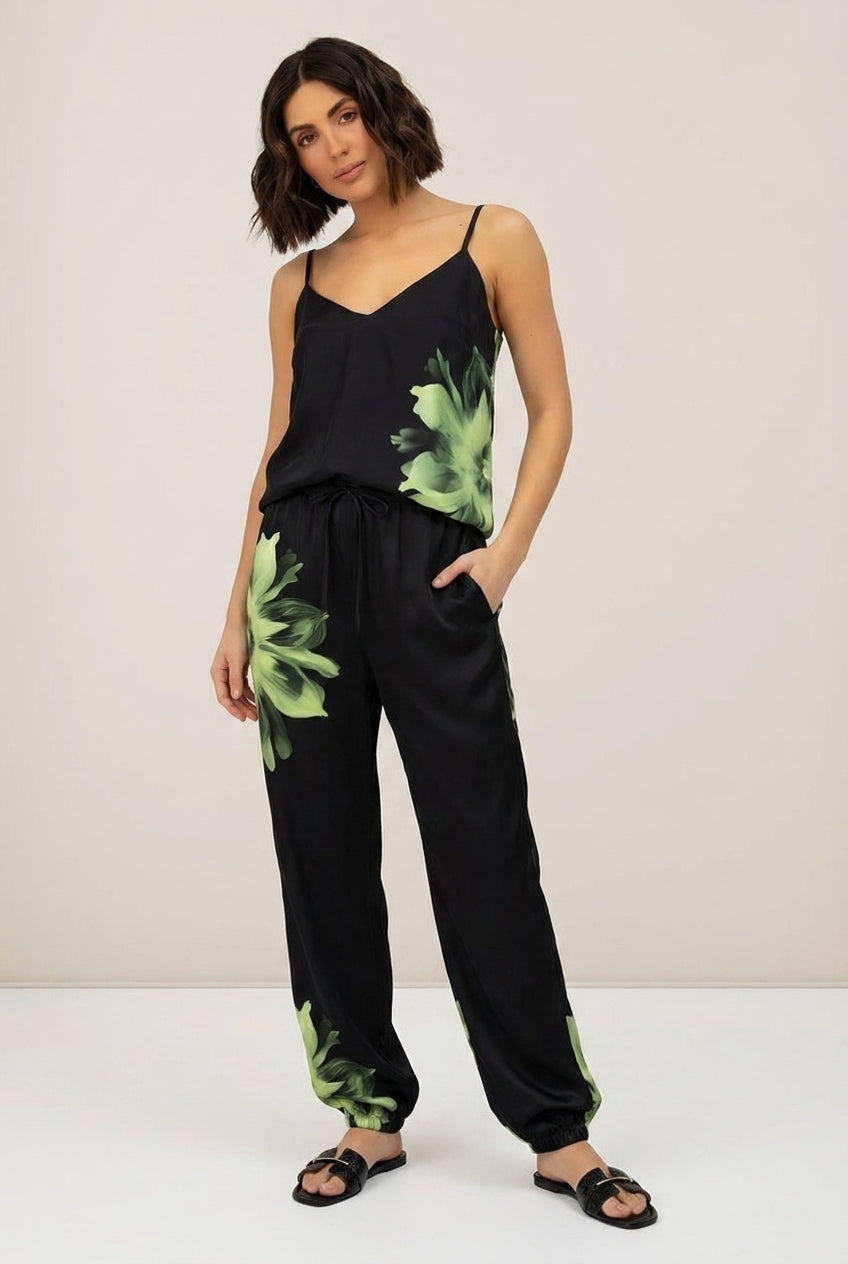 Silk Dreamscape Pants Black Flower