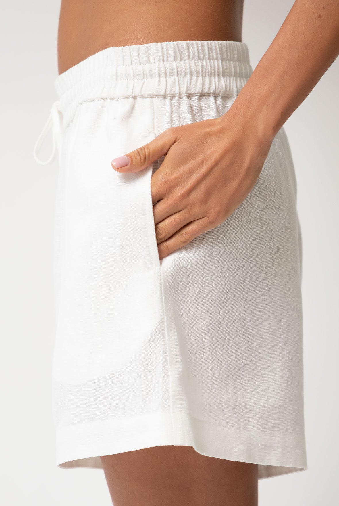 White Linen Shorts Perfect Days | NOKAYA