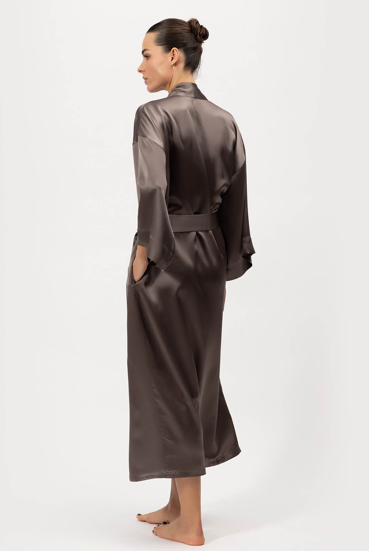 Silk Long Kimono-style Robe The Lady