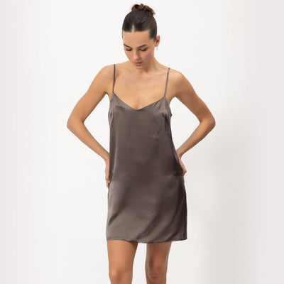 Slip Dress Brown Nokaya. 