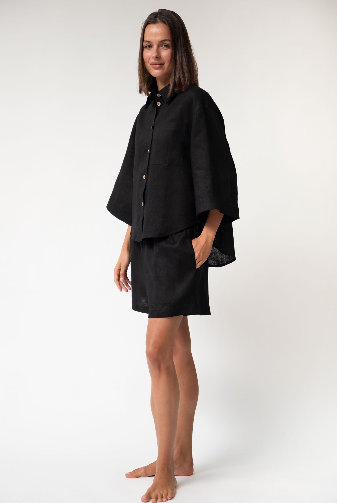 Black Heavy Linen Shorts Perfect Days | NOKAYA