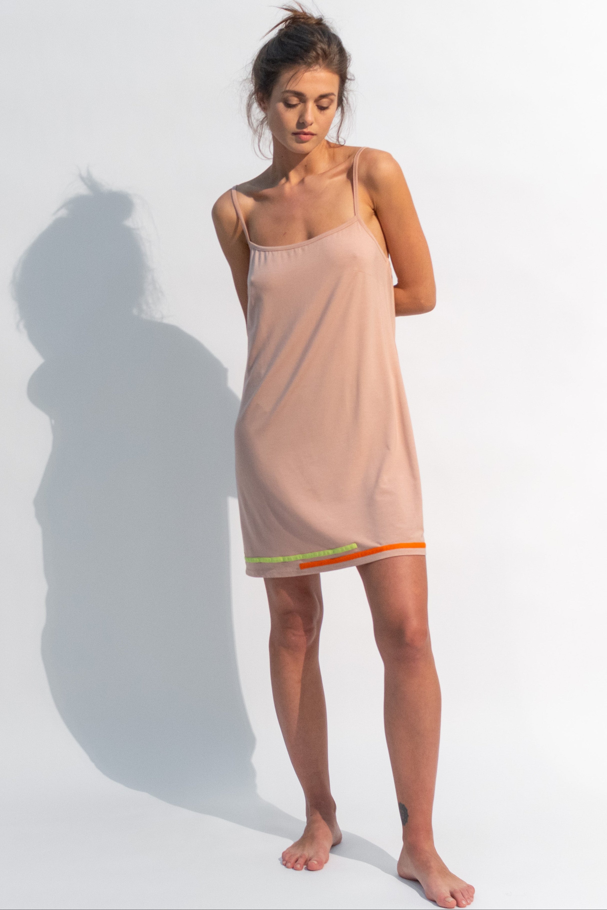 Chemise Lovely Break is made from ultra-soft modal and has thin, adjustable straps. Front look.